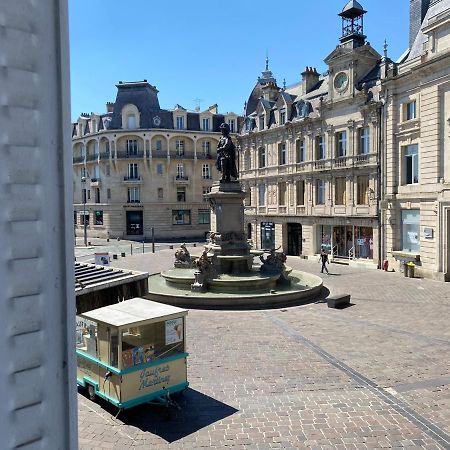 Le Gonzague, Appartement Hyper-Centre Tout Confort. Charleville-Mezieres Exterior photo